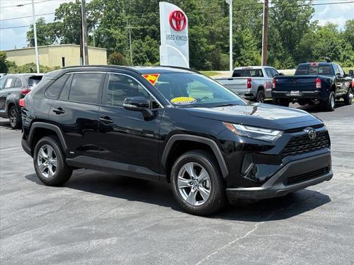 2025 Toyota RAV4 Hybrid LE