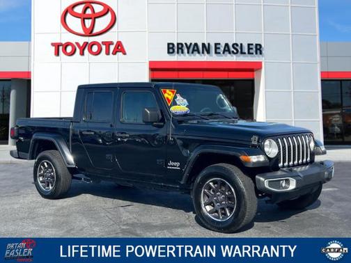 2023 Jeep Gladiator Overland
