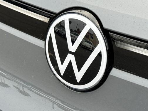 Deep Black Pearl 2023 Volkswagen ID.4 Pro S