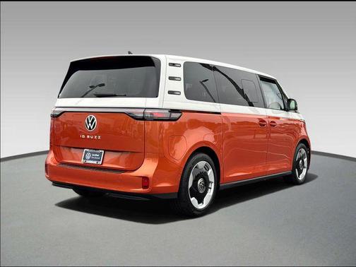 Energetic Orange 2025 Volkswagen ID. Buzz Pro S Plus