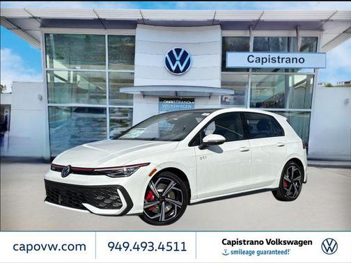 Opal White Pearl 2026 Volkswagen Golf GTI 2.0T SE DSG