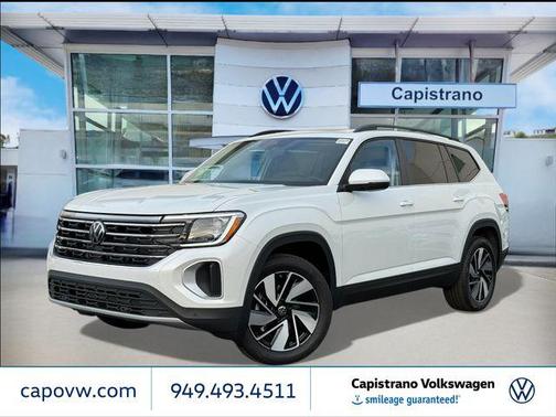 opal white pearl 2026 Volkswagen Atlas 2.0T SE w/Technology