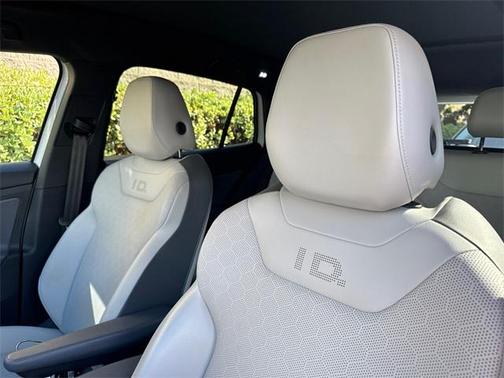 2022 Volkswagen ID.4 Pro S