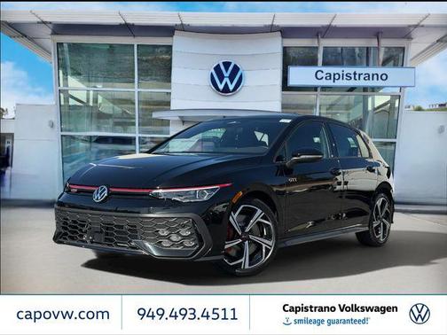 Mythos Black Metallic 2026 Volkswagen Golf GTI 2.0T SE DSG