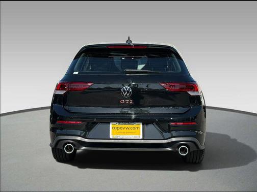 Mythos Black Metallic 2026 Volkswagen Golf GTI 2.0T SE DSG