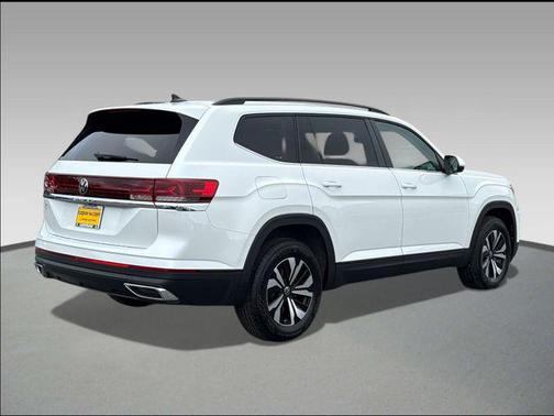 opal white pearl 2026 Volkswagen Atlas 2.0T SE