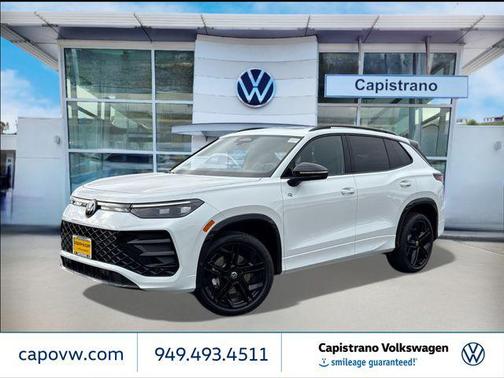 opal white pearl 2026 Volkswagen Tiguan 2.0T SE R-Line Black 4MOTION