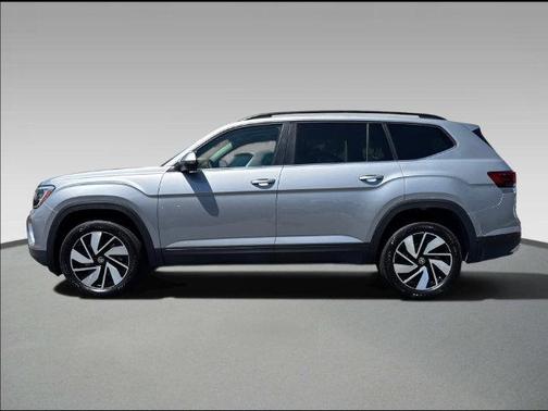 Silver Mist 2026 Volkswagen Atlas 2.0T SE w/Technology