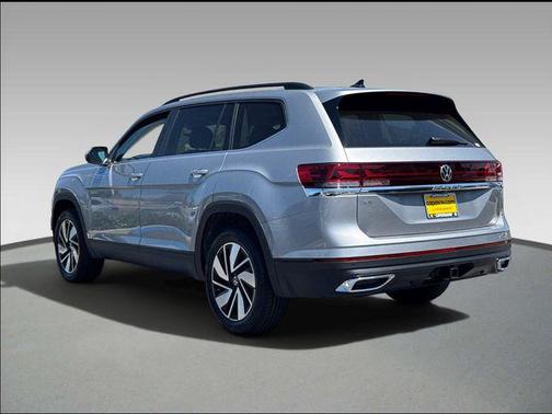 Silver Mist 2026 Volkswagen Atlas 2.0T SE w/Technology