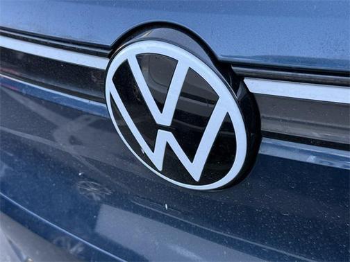 2023 Volkswagen ID.4 Standard