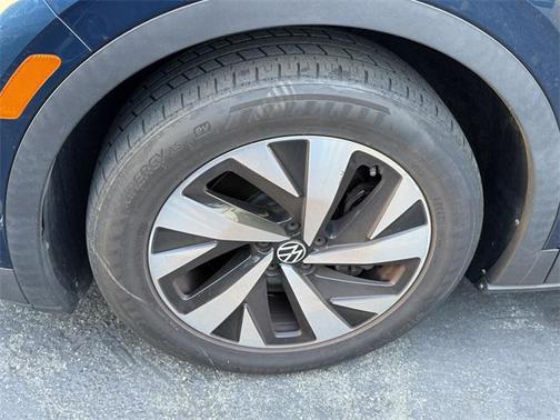 2023 Volkswagen ID.4 Standard
