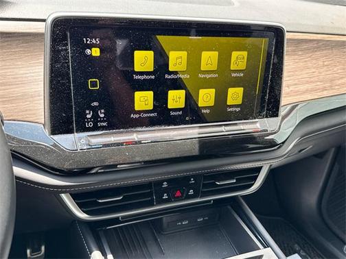 2025 Volkswagen Atlas 2.0T SEL Premium R-Line 4MOTION