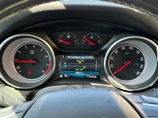 2018 Buick Regal TourX Essence