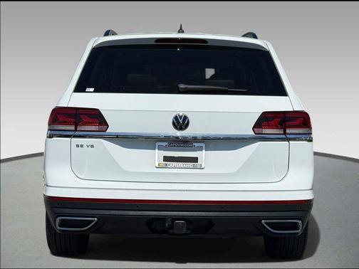 Pure White 2022 Volkswagen Atlas 3.6L SE w/Technology
