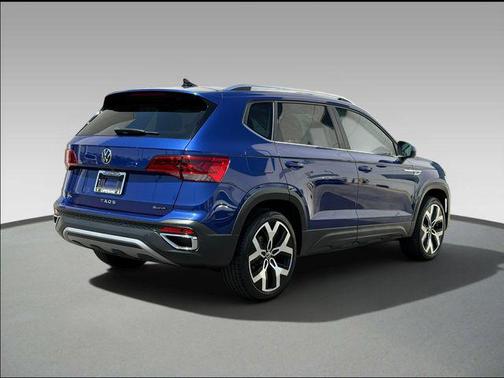 Blue Metallic 2022 Volkswagen Taos 1.5T SEL