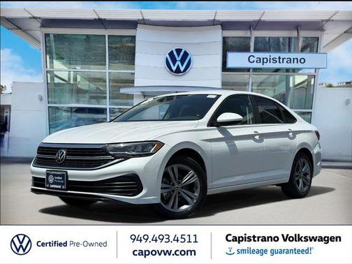 Deep Black Pearl 2022 Volkswagen Jetta 1.5T SE