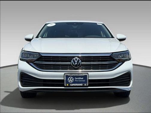 Deep Black Pearl 2022 Volkswagen Jetta 1.5T SE