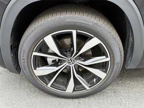 2025 Volkswagen Atlas 2.0T SEL Premium R-Line 4MOTION
