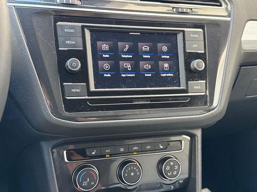 2023 Volkswagen Tiguan 2.0T S