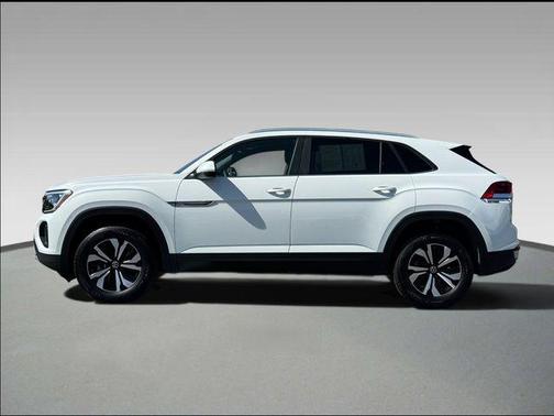 Pure White 2025 Volkswagen Atlas Cross Sport 2.0T SE