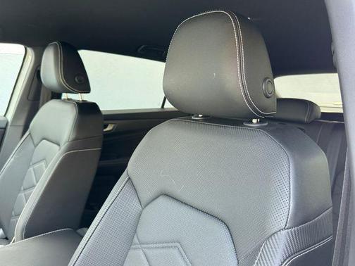 Pure White 2025 Volkswagen Atlas Cross Sport 2.0T SE