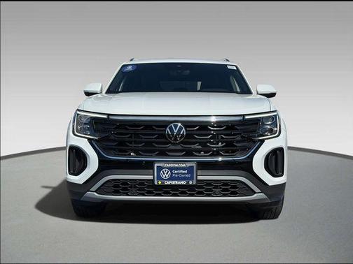 Pure White 2025 Volkswagen Atlas Cross Sport 2.0T SE