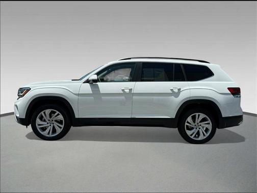 2022 Volkswagen Atlas 3.6L SE w/Technology