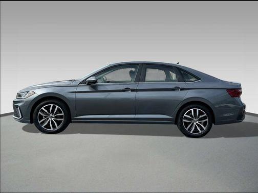 Platinum Gray 2026 Volkswagen Jetta 1.4T SE