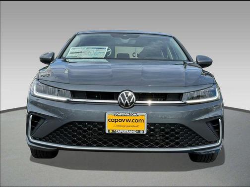 Platinum Gray 2026 Volkswagen Jetta 1.4T SE