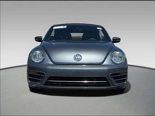 Platinum Gray Metallic 2017 Volkswagen Beetle 1.8T