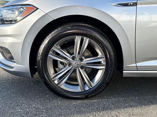 2019 Volkswagen Jetta 1.4T R-Line