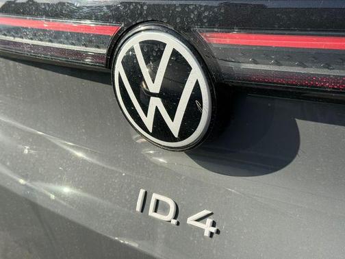 Deep Black Pearl 2023 Volkswagen ID.4 Pro S