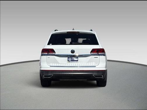 Pure White 2023 Volkswagen Atlas 2.0T SE w/Technology 4MOTION