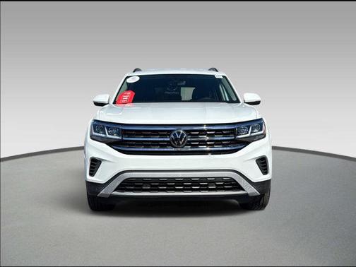 Pure White 2023 Volkswagen Atlas 2.0T SE w/Technology 4MOTION