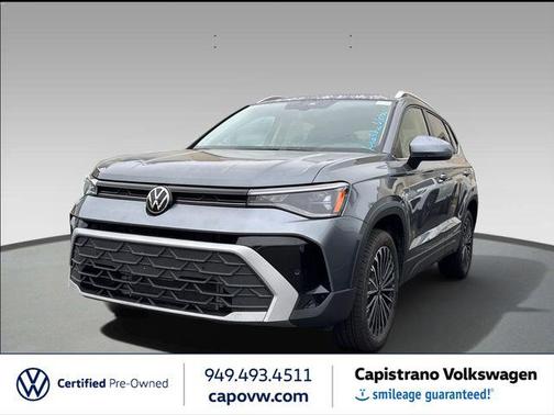Platinum Gray Metallic 2025 Volkswagen Taos 1.5T SE