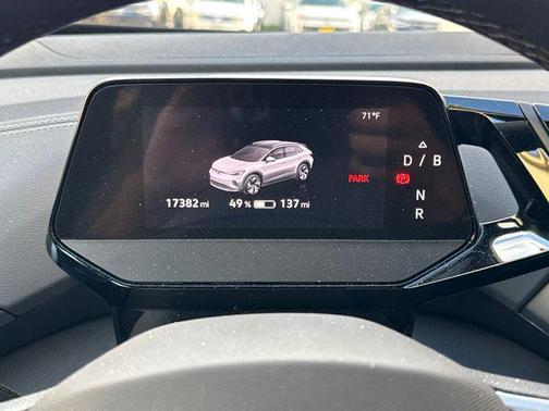 Pure White 2023 Volkswagen ID.4 Pro