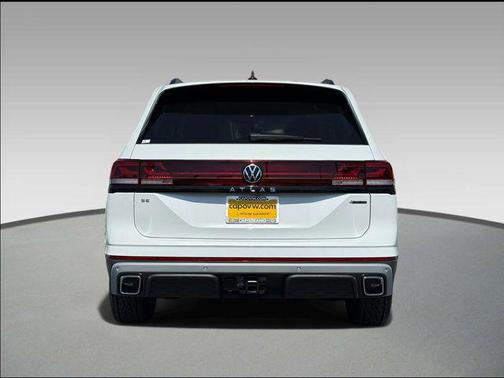 opal white pearl 2026 Volkswagen Atlas Peak Edition
