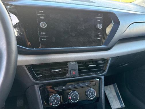Pure White 2023 Volkswagen Taos 1.5T SE
