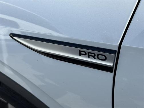2022 Volkswagen ID.4 Pro