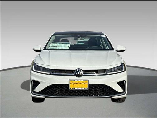 Opal White Pearl 2026 Volkswagen Jetta 1.4T SE