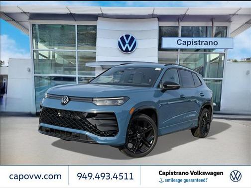 2026 Volkswagen Tiguan 2.0T SE R-Line Black