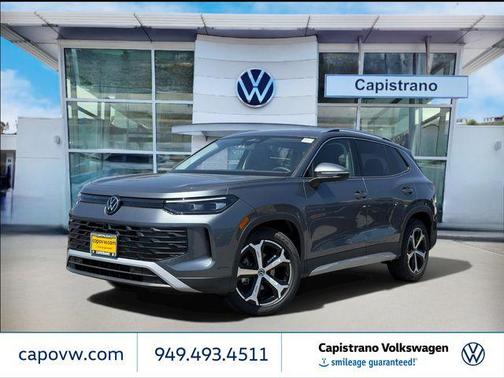 Platinum Gray 2026 Volkswagen Tiguan 2.0T SE