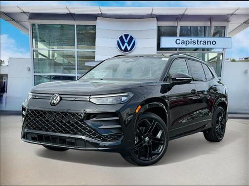 2025 Volkswagen Tiguan 2.0T SE R-Line Black