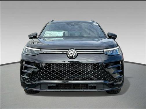2025 Volkswagen Tiguan 2.0T SE R-Line Black