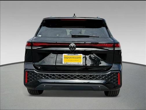 2025 Volkswagen Tiguan 2.0T SE R-Line Black