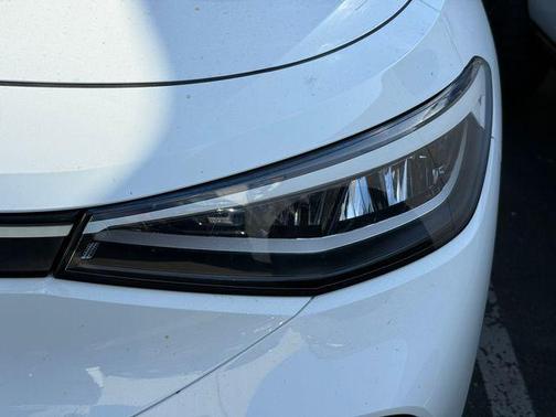 Pure White 2023 Volkswagen ID.4 Pro