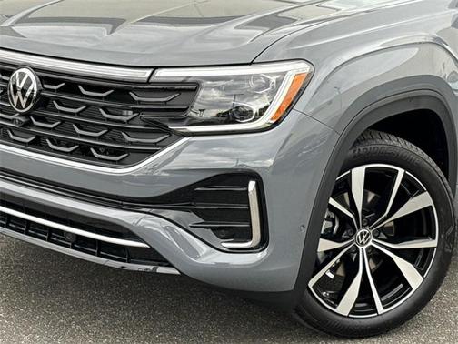 2026 Volkswagen Atlas 2.0T SEL Premium R-Line 4MOTION