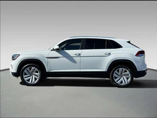 Pure White 2023 Volkswagen Atlas Cross Sport 3.6L V6 SE w/Technology