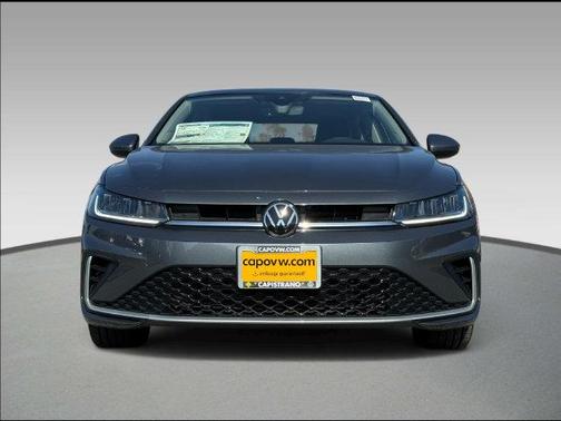 Platinum Gray 2026 Volkswagen Jetta 1.4T SE