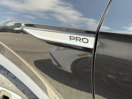 Black Metallic 2022 Volkswagen ID.4 Pro